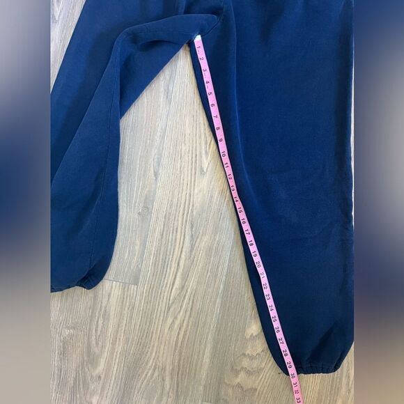 5/$25 Men’s Vintage Navy Blue Sweats - Picture 8 of 11
